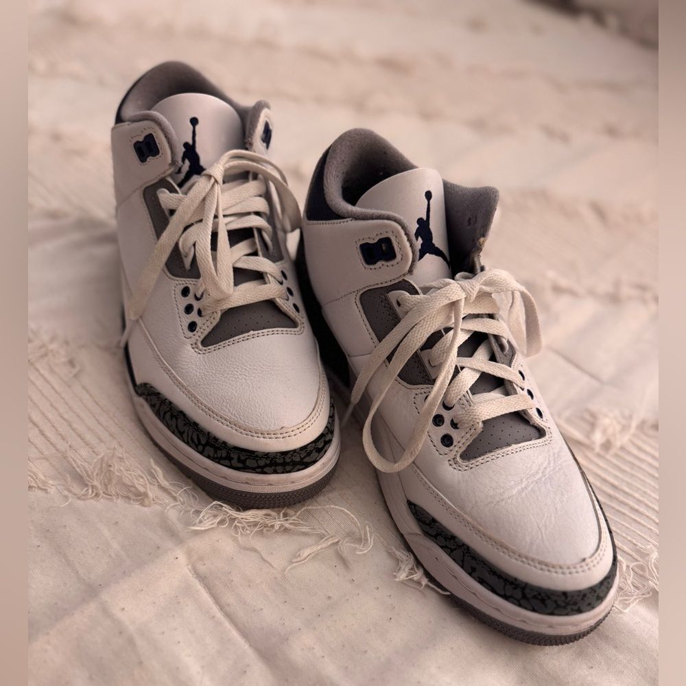 Jordan White gray and Navy Blue Sneakers with Retro Design